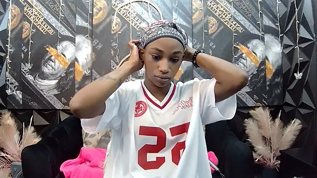 Lilmisbaddyxxx online show from 10/13/25, 06:09