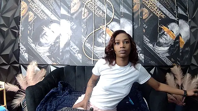 Lilmisbaddyxxx online show from 11/17/25, 04:11