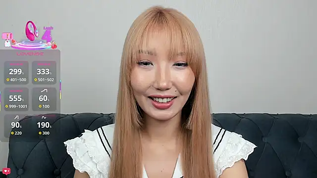 Snapshot of Yume_ko chatting on 09/18/25, 07:17 Yume ko online show from 09/18/25, 07:17