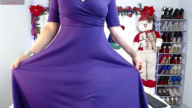 yury m2  online show from 12/19/25, 02:04