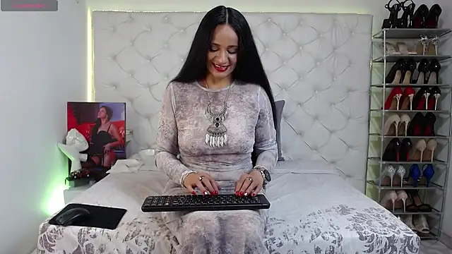 yury m2  online show from 10/28/25, 02:56