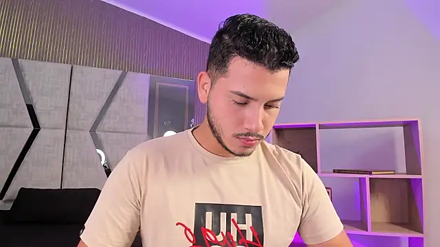 Axel grey  online show from 02/12/26, 01:00