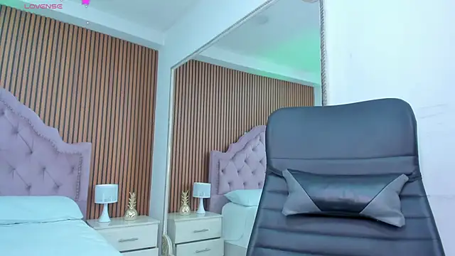 Axel grey  online show from 03/28/26, 05:19