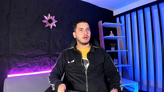 Axel grey  online show from 12/16/25, 12:20