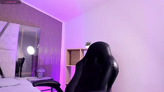 Axel grey  online show from 01/15/26, 12:19