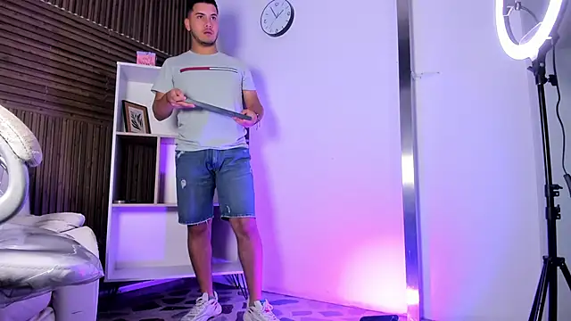 Axel grey  online show from 11/30/25, 01:12