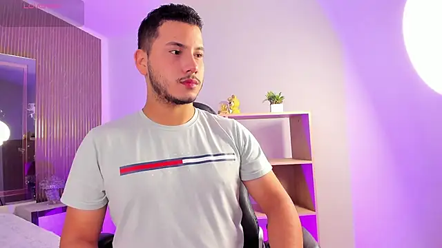 Axel grey  online show from 03/09/26, 12:41