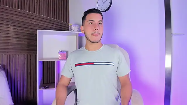 Axel grey  online show from 10/25/25, 12:17