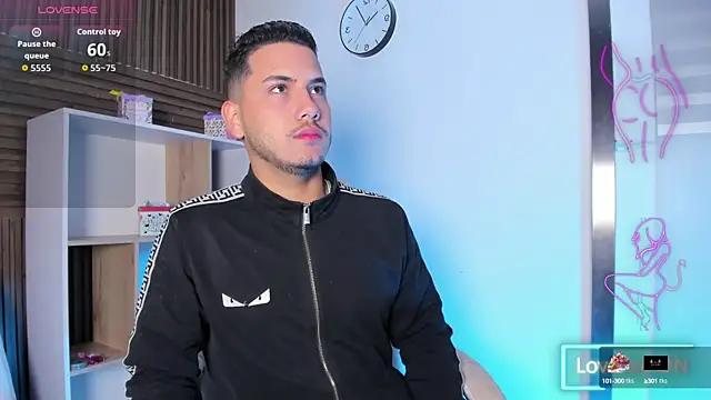 Axel grey  online show from 09/09/25, 12:03