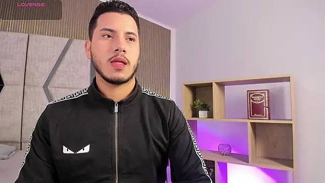 Axel grey  online show from 02/15/26, 12:37