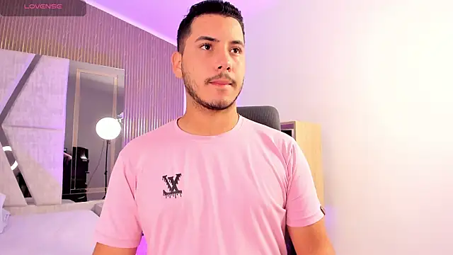 Axel grey  online show from 01/06/26, 12:31