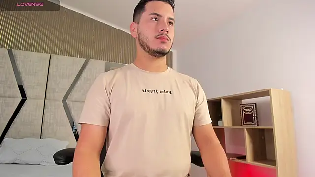 Axel grey  online show from 02/09/26, 12:25