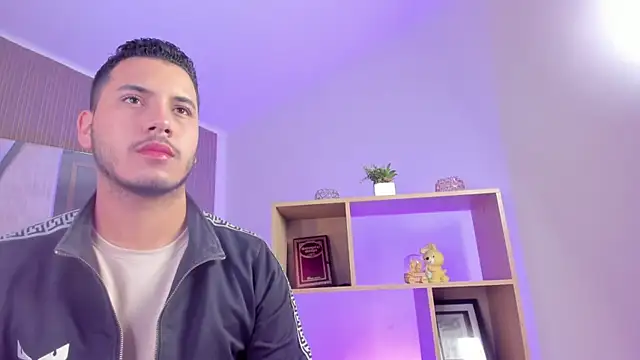 Axel grey  online show from 03/27/26, 12:28