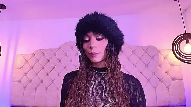 Zahara1 online show from 12/04/25, 07:02