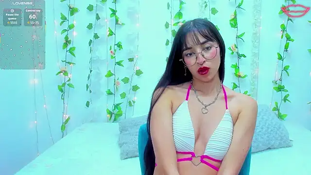  Amatista Fire online show from 09/23/25, 01:40