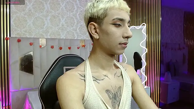 CYRUS TAY online show from 06/03/26, 01:01