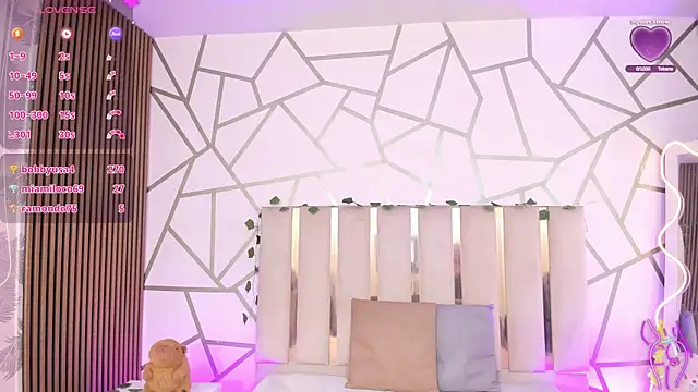 CYRUS TAY online show from 05/11/26, 04:04