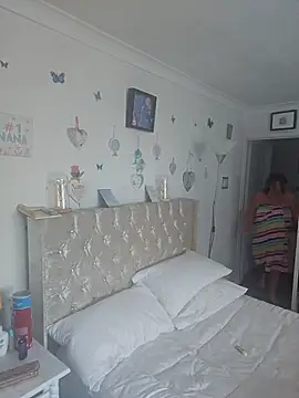 Angeldelightt online show from 10/20/25, 11:44