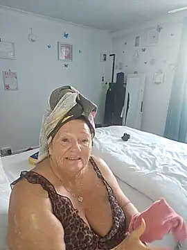 Angeldelightt online show from 10/25/25, 10:47