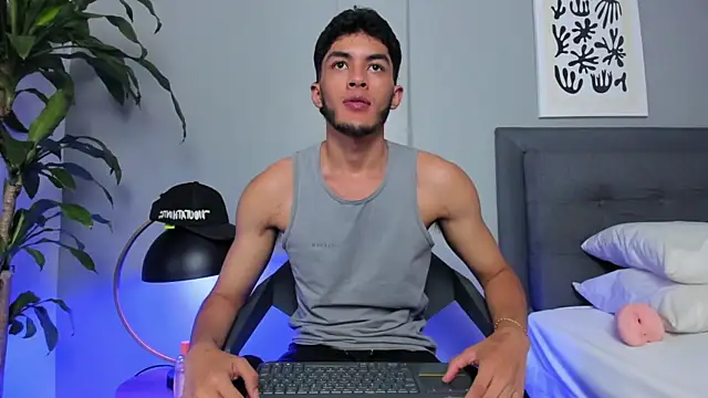 Tylerffoxx online show from 05/30/26, 09:20