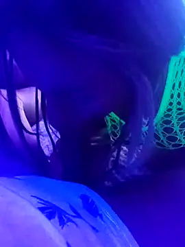 DirceMiranda online show from 12/19/25, 01:09