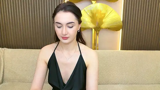 Snapshot of Elizabeth_Meyer chatting on 06/17/26, 05:51 Elizabeth Meyer online show from 06/17/26, 05:51