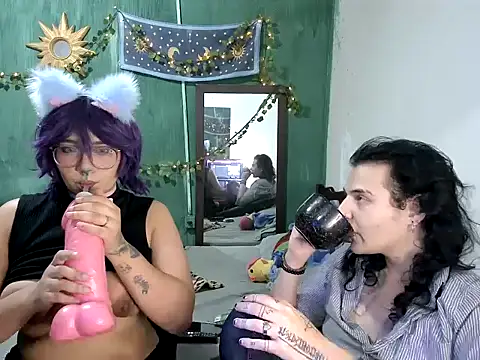 Snapshot of Angel_Duck chatting on 09/14/25, 11:16 Angel Duck online show from 09/14/25, 11:16