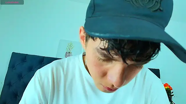 Jheampiiero online show from 03/24/26, 01:55