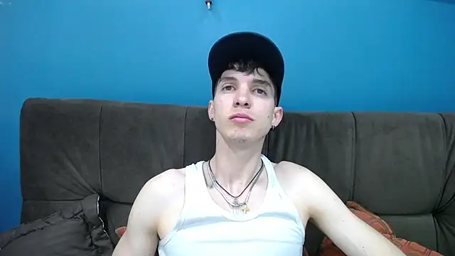 Jheampiiero online show from 11/17/25, 02:54