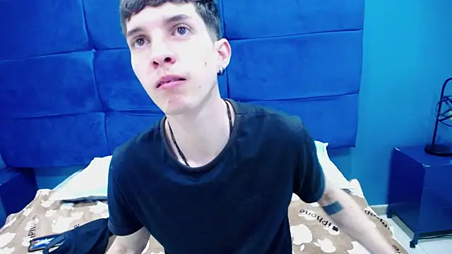 Jheampiiero online show from 09/20/25, 01:49