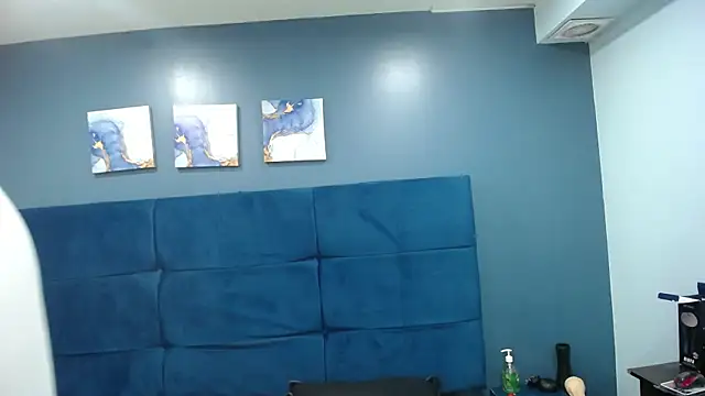 Jheampiiero online show from 10/22/25, 12:37