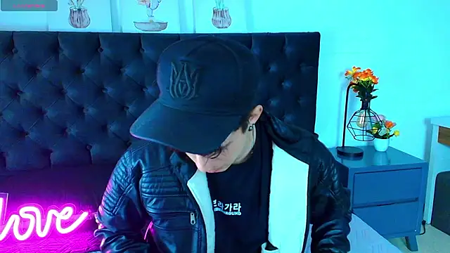 Jheampiiero online show from 03/21/26, 10:24