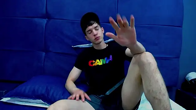 Jheampiiero online show from 10/15/25, 02:03