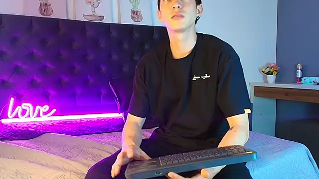 Jheampiiero online show from 03/13/26, 10:04