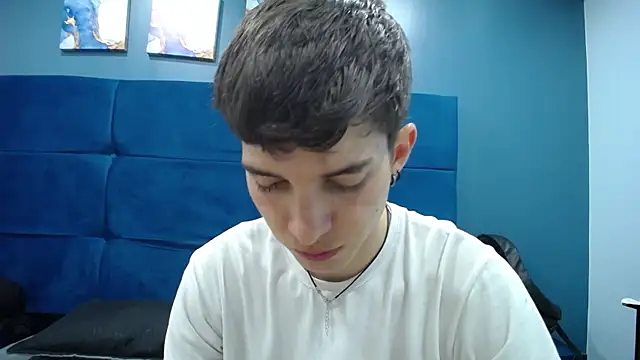 Jheampiiero online show from 10/21/25, 12:37