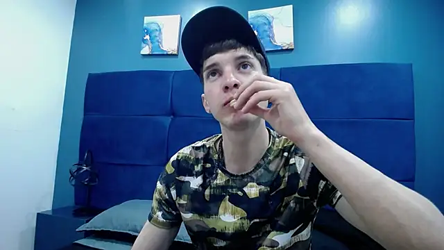 Jheampiiero online show from 09/25/25, 01:28