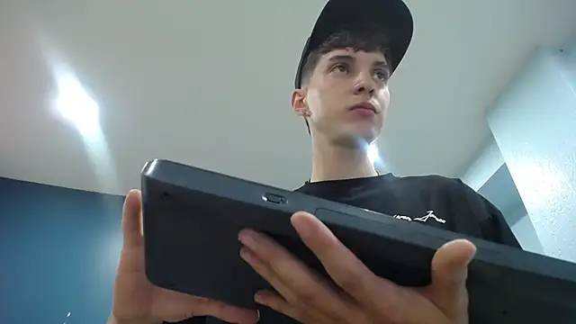 Jheampiiero online show from 11/27/25, 12:38