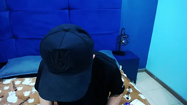 Jheampiiero online show from 09/23/25, 01:51