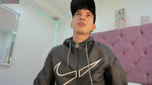 Jheampiiero online show from 02/28/26, 09:03