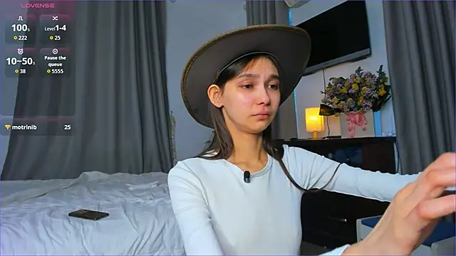 Amy Loveme online show from 11/07/25, 04:06