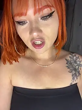 Alysson LS online show from 11/18/25, 02:16