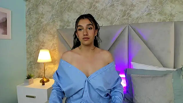 ValentiinaCruz online show from 12/14/25, 08:47