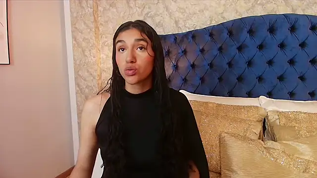 ValentiinaCruz online show from 12/02/25, 08:21