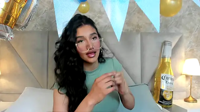 ValentiinaCruz online show from 09/29/25, 10:04