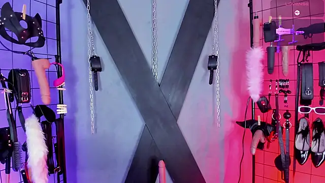 VictoryaLiah BDSM online show from 11/06/25, 10:41