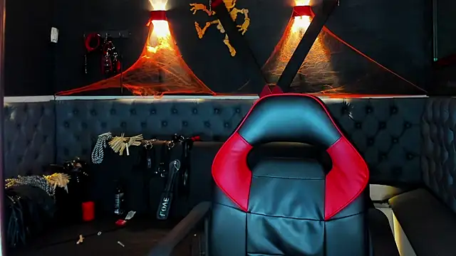 DIEGO WICKED online show from 10/26/25, 12:16