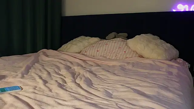 cuteleraay online show from 02/10/26, 07:24