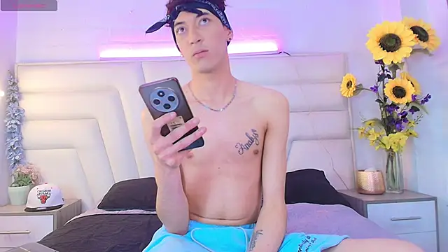 Ashton Myers online show from 11/13/25, 08:35