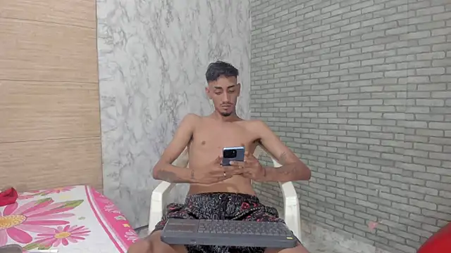 Sexvergon 26 online show from 10/28/25, 07:57