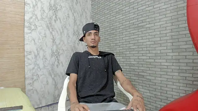 Sexvergon 26 online show from 11/17/25, 07:51